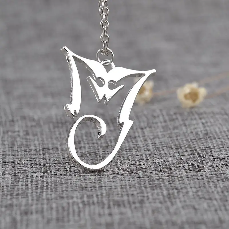 Naszyjnik z wisiorkiem przedst – Anime Pendant Necklace recenzja i cena