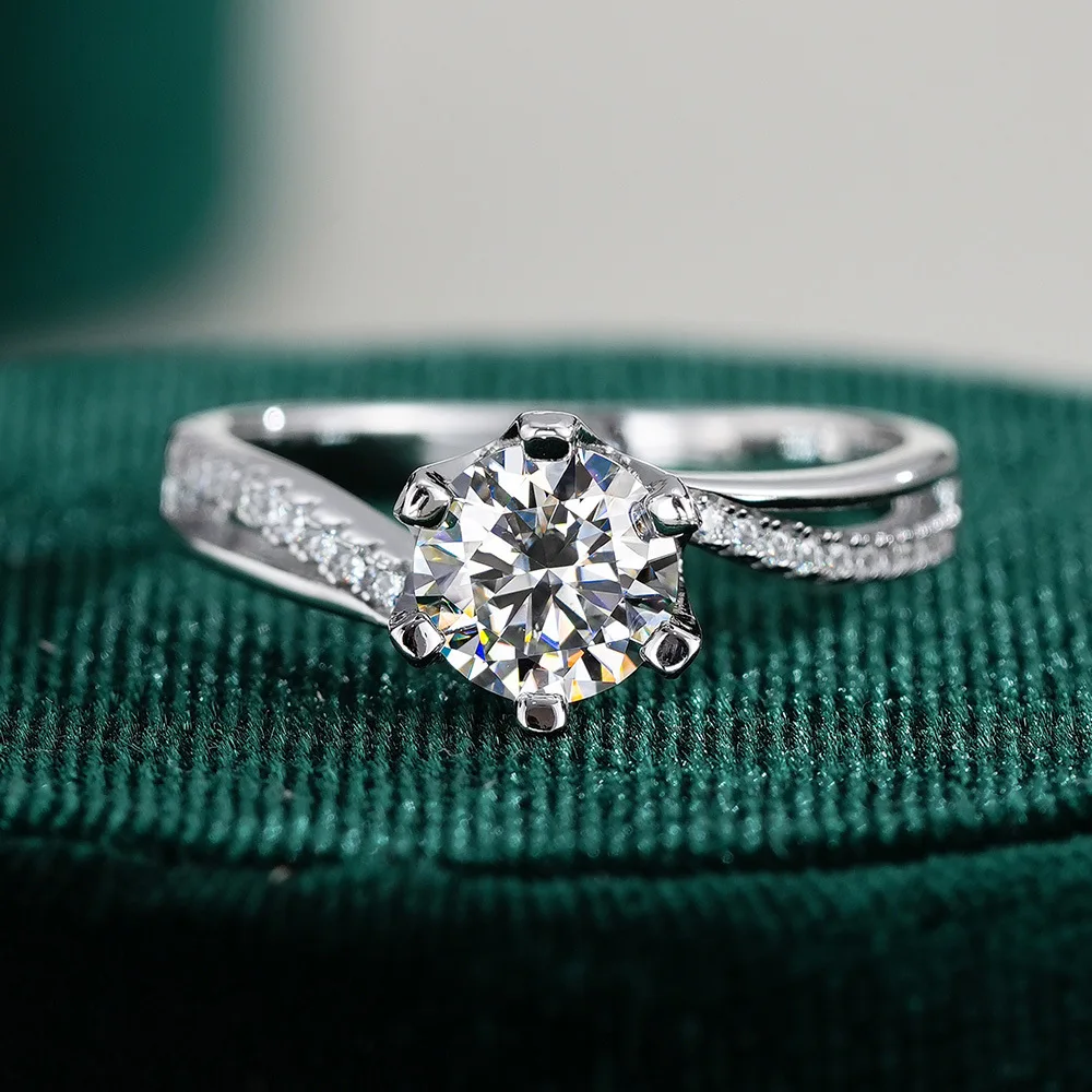 Pierścionek damski Lumira z mo – Moissanite Engagement Ring 1 Carat recenzja i cena