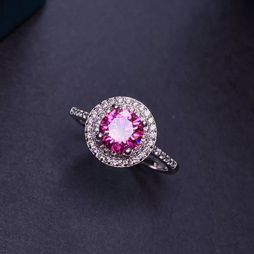 Nowy trzaskający różowy pierśc – Moissanite Engagement Ring 1 Carat recenzja i cena